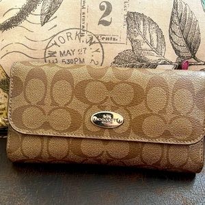 Coach wallet